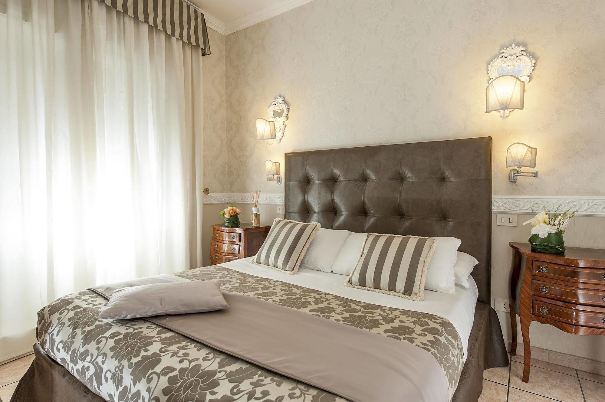 Residenza Zanardelli Bed & Breakfast Roma Ngoại thất bức ảnh